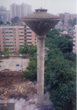 长春水塔拆除工程特点及针对性措施