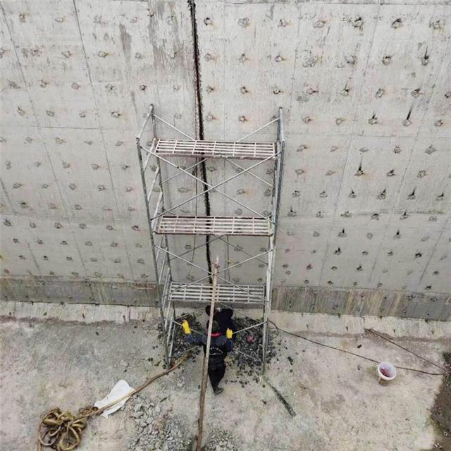 污水池伸缩缝漏水怎样补漏施工